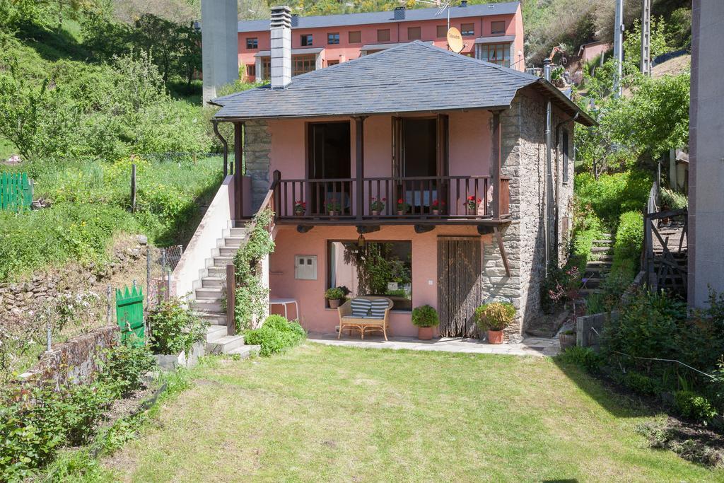 Гостевой дом Casa Rural Pandelo Вега-де-Валькарсе Экстерьер фото